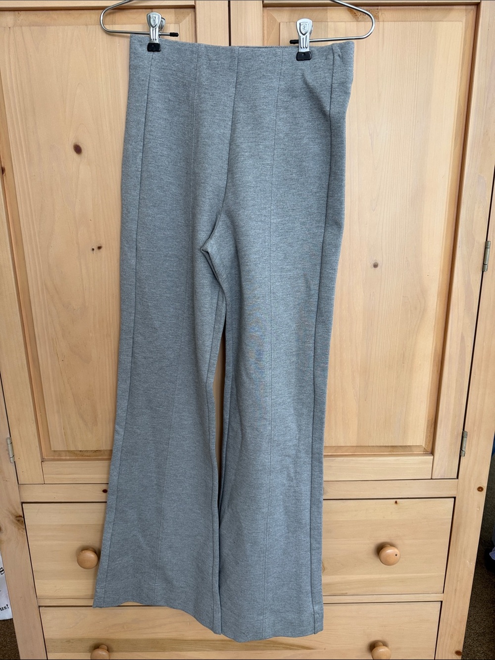 NWT Elan Gray Knit Flared Sweatpants small